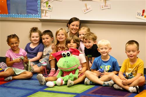 Daniella Fantasia and daycare children 